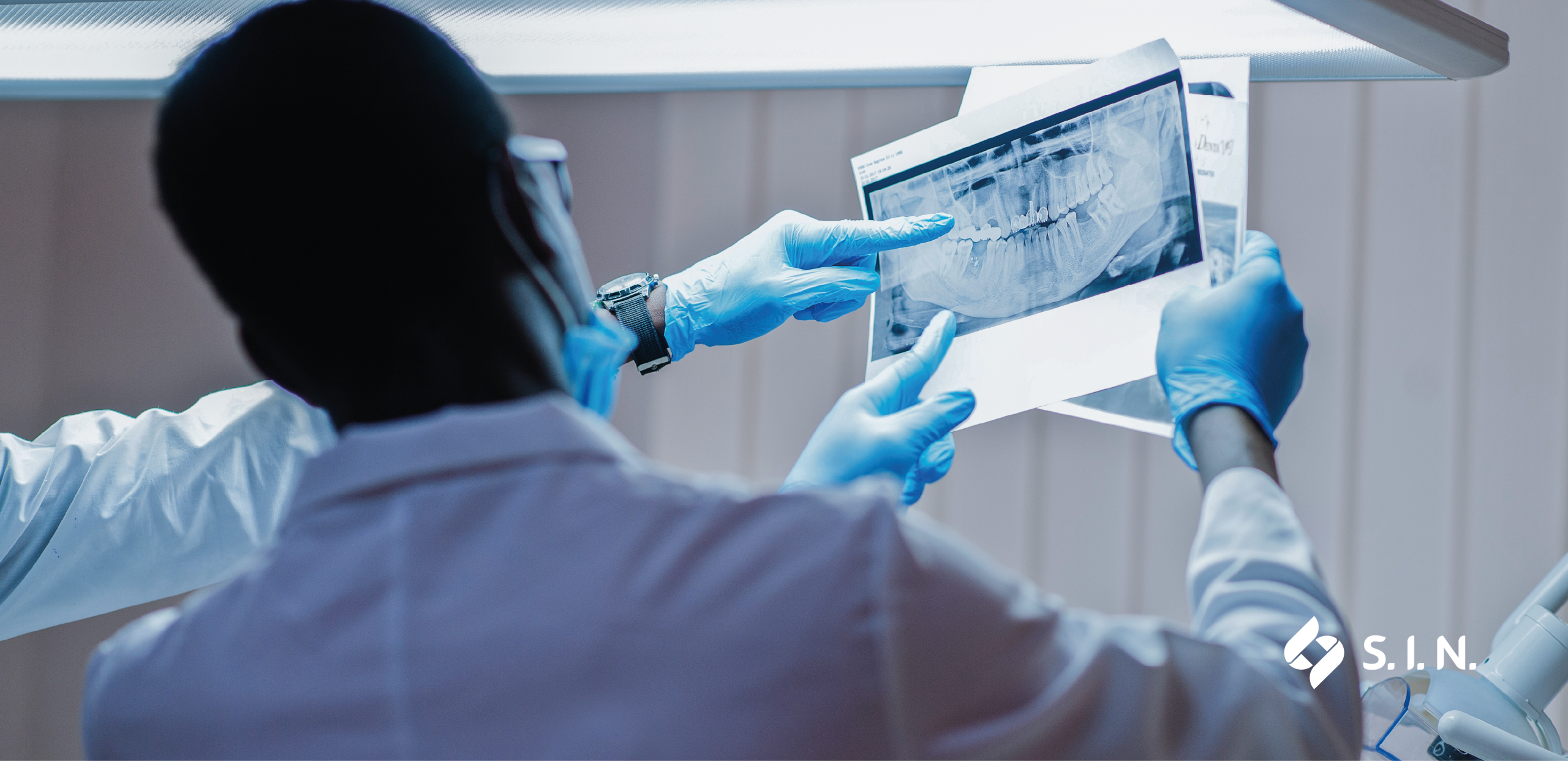 Passo a passo para planejar seu primeiro caso clínico odontológico de implante